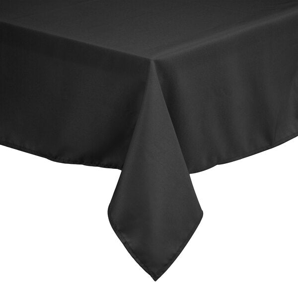 60” Round Banquet Table + Chairs